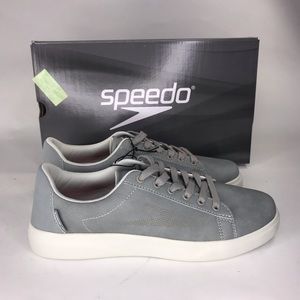 New Speedo Men Quart Hybrid Size 8